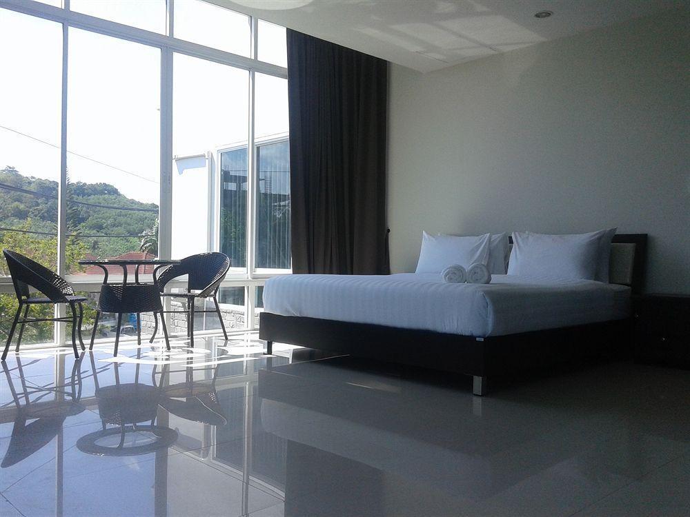 But Different Phuket Boutique Hotel Nai Harn Eksteriør billede