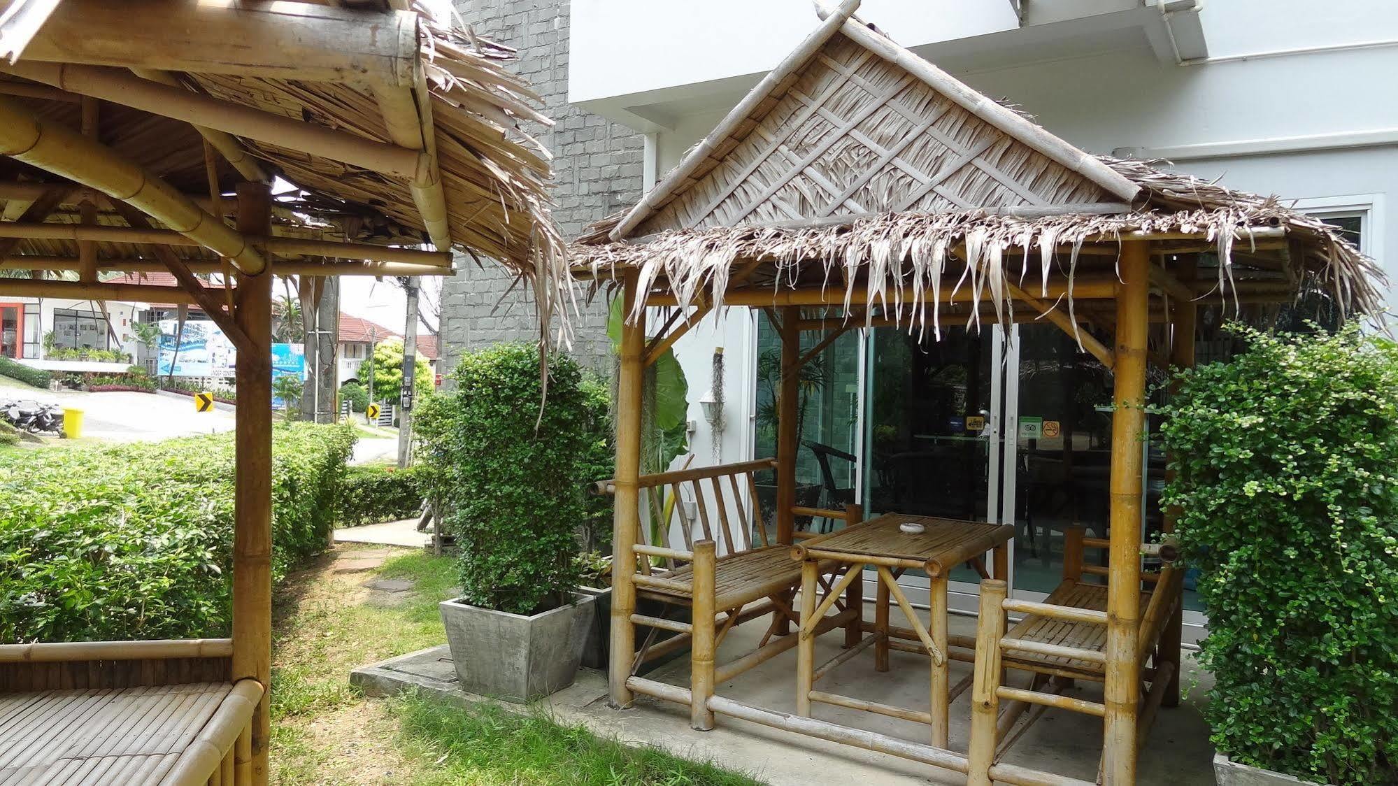 But Different Phuket Boutique Hotel Nai Harn Eksteriør billede